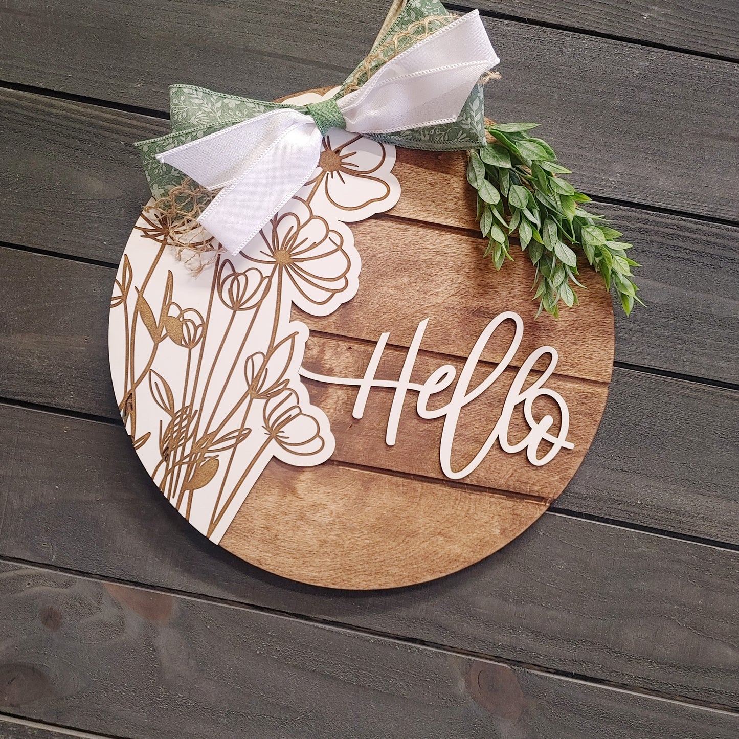 FLORAL ENGRAVED LAYERED DOOR HANGER