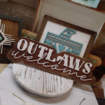 Outlaws Welcome Decor