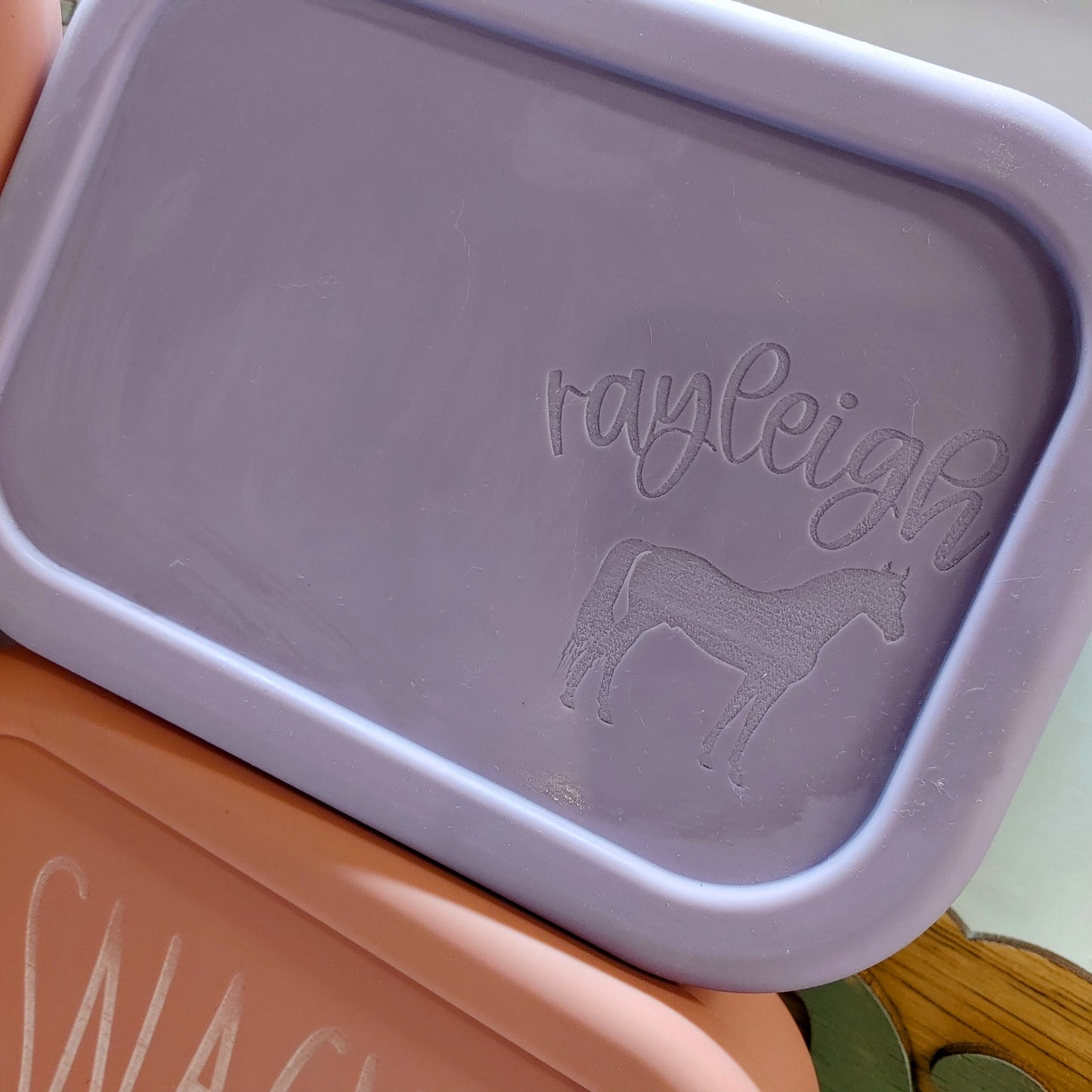 PERSONALIZED SILICONE BENTO STYLE LUNCH BOXES