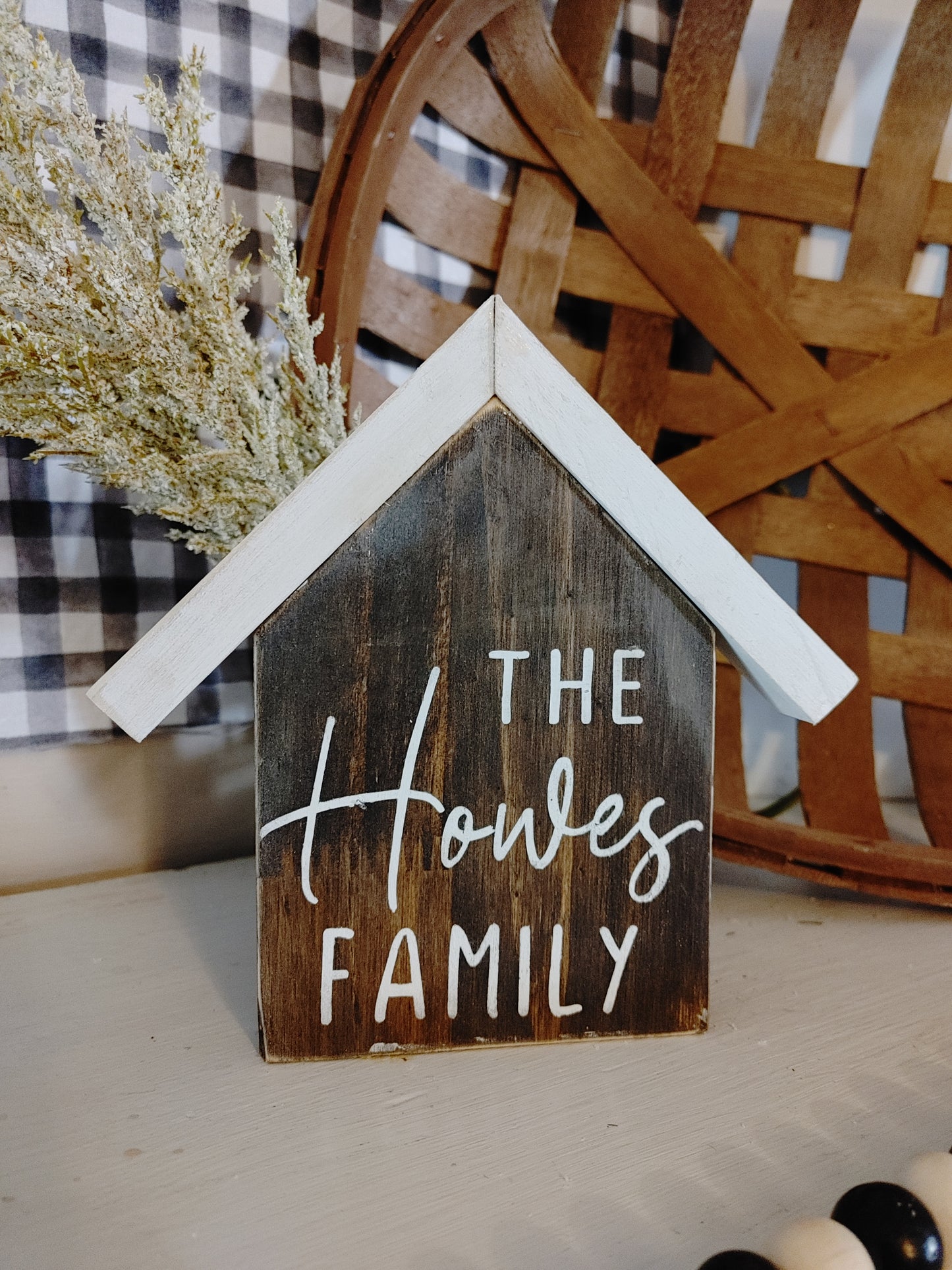 Mini House Shelf Decor with roof
