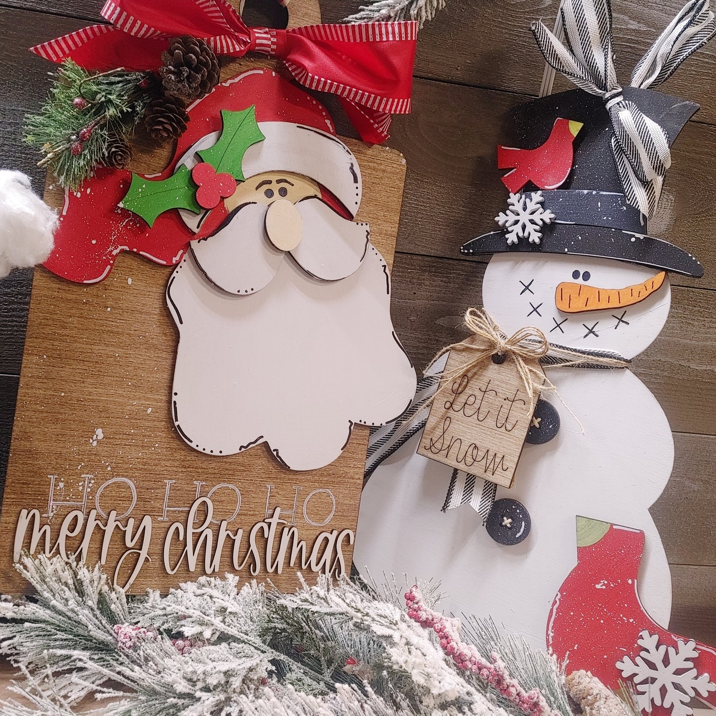 READY TO SHIP - SANTA MERRY CHRISTMAS DOOR HANGER