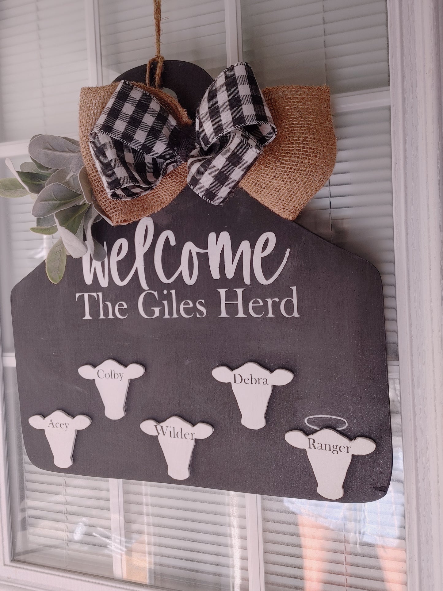 XL Tag Hanger with Personalized Mini Cows