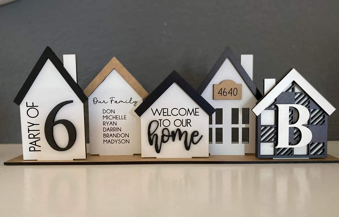 Mini House Decorative Sitter Bunch