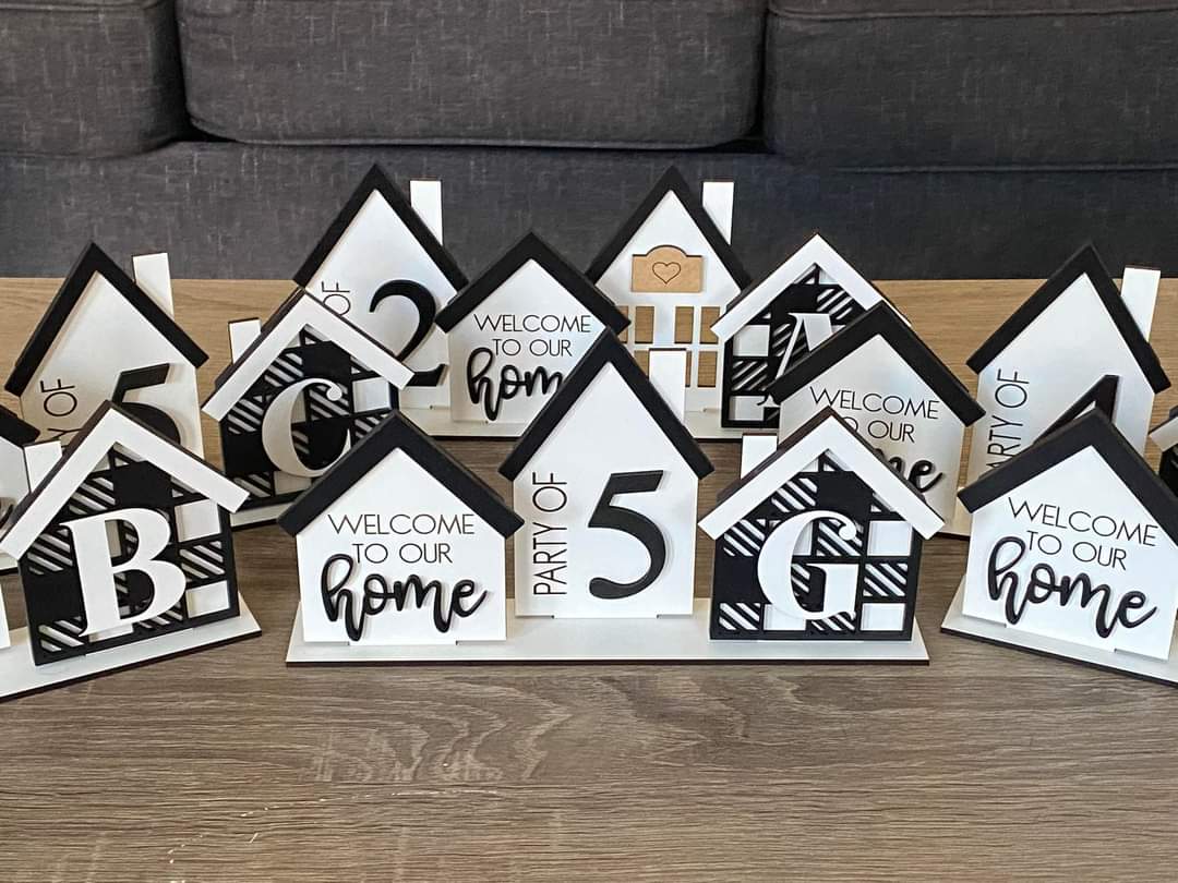 Mini House Decorative Sitter Bunch