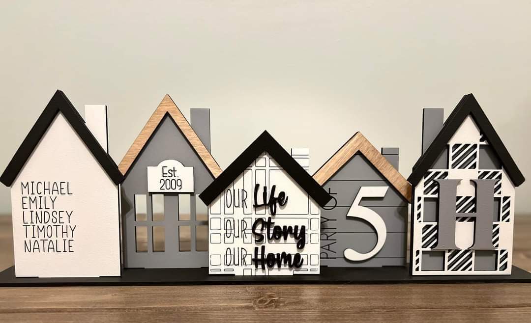 Mini House Decorative Sitter Bunch